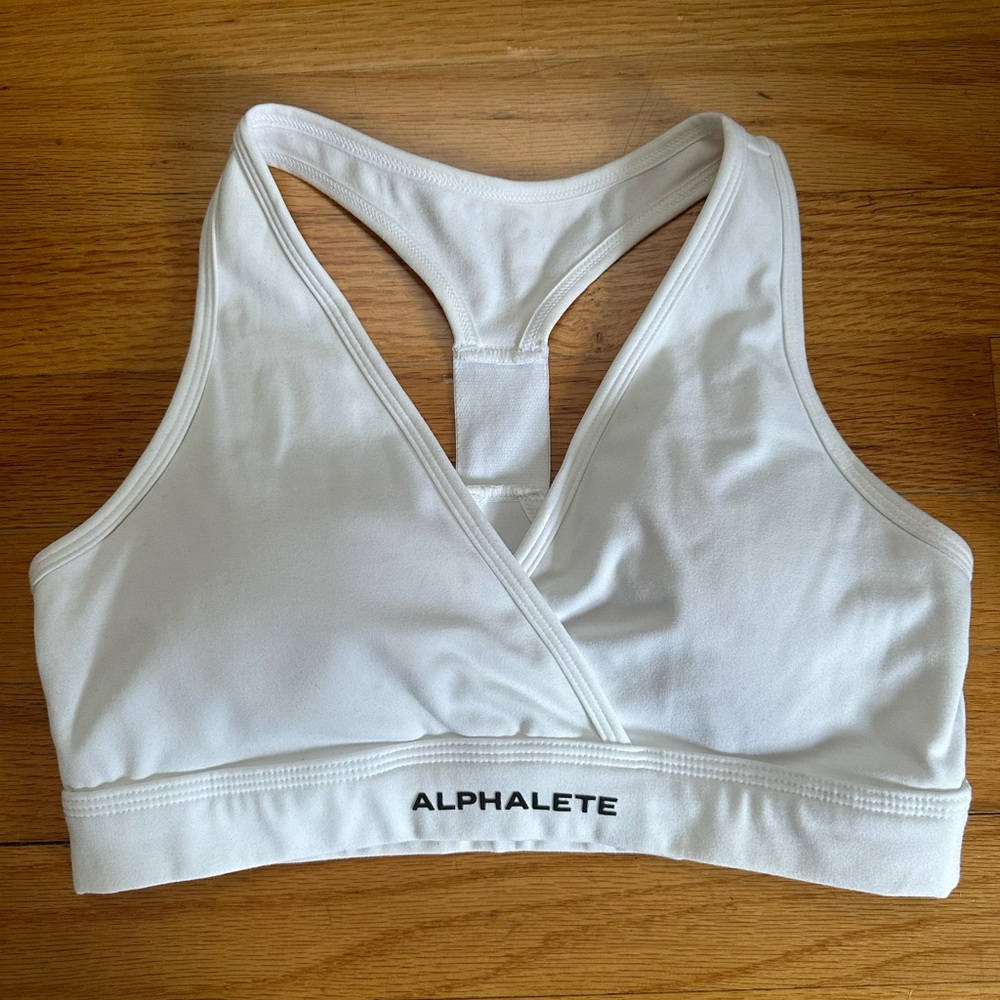 Alphalete Women’s Surface Wrap Bra